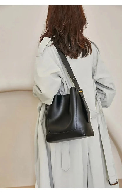 Bolso de Hombro para Mujer de Cuero PU de Gran Capacidad Impermeable Modelo Belle