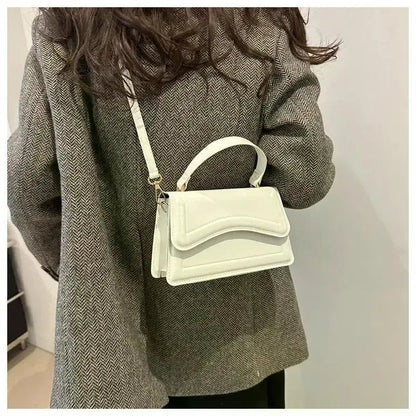 Bolso Bandolera Femenino con Diseño Estructurado Modelo Belle Époque