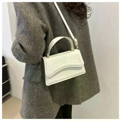 Bolso Bandolera Femenino con Diseño Estructurado Modelo Belle Époque